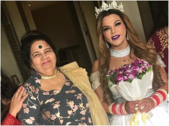 Rakhi Sawant Mother Is No More